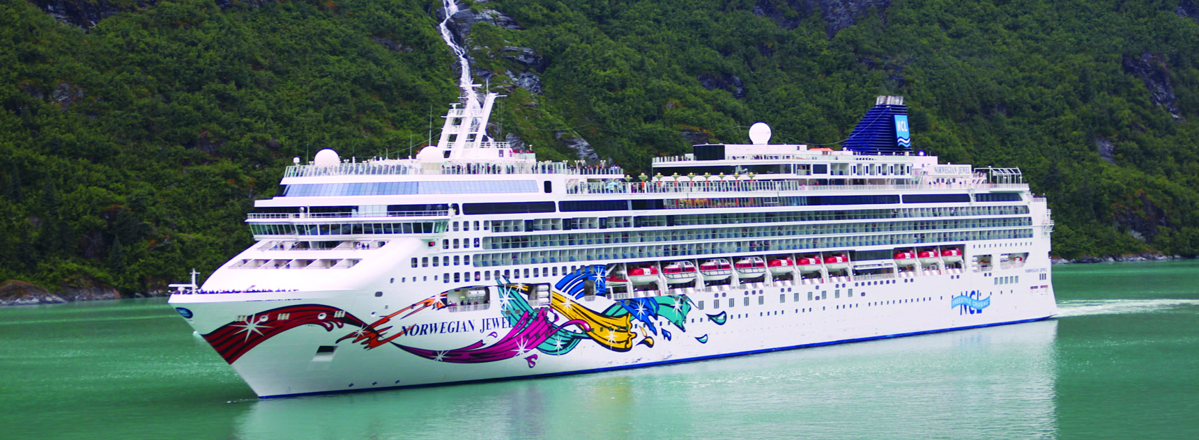 MyCruise Norwegian-Cruise-Line Jewel Offentlige-arealer Luftfoto1